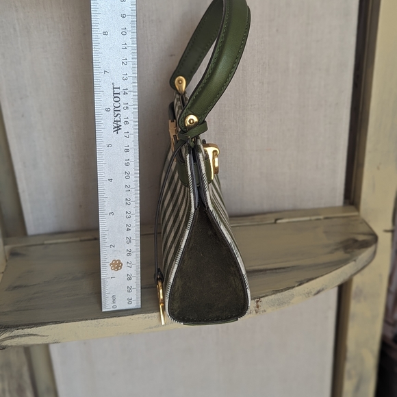 Tory Burch Petite Lee Radziwill handbag and NWT matching wallet. - Picture 12 of 16